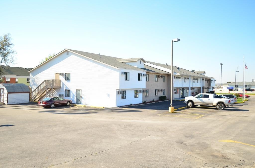 Luxury Inn & Suites Lincoln Luaran gambar