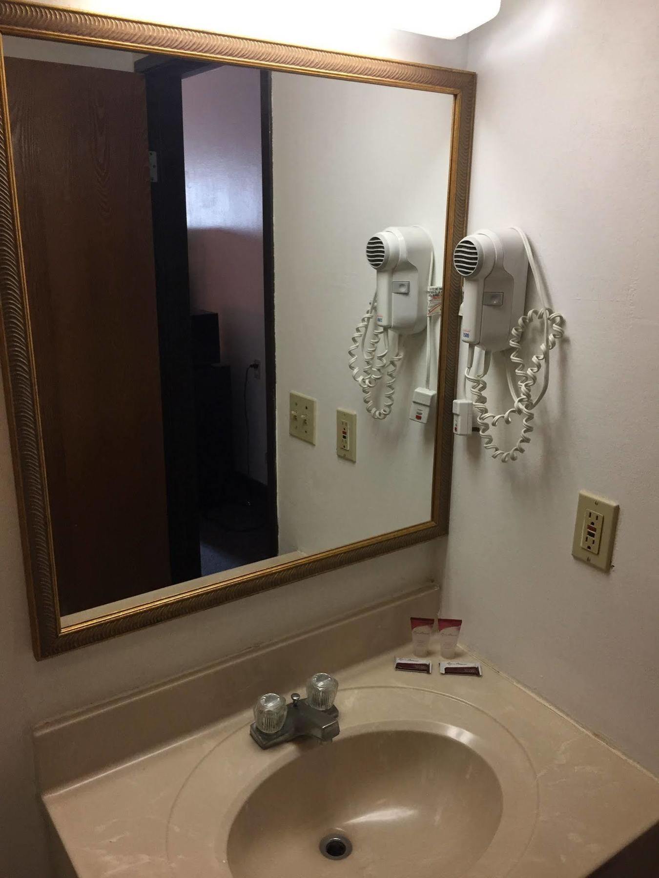 Luxury Inn & Suites Lincoln Luaran gambar