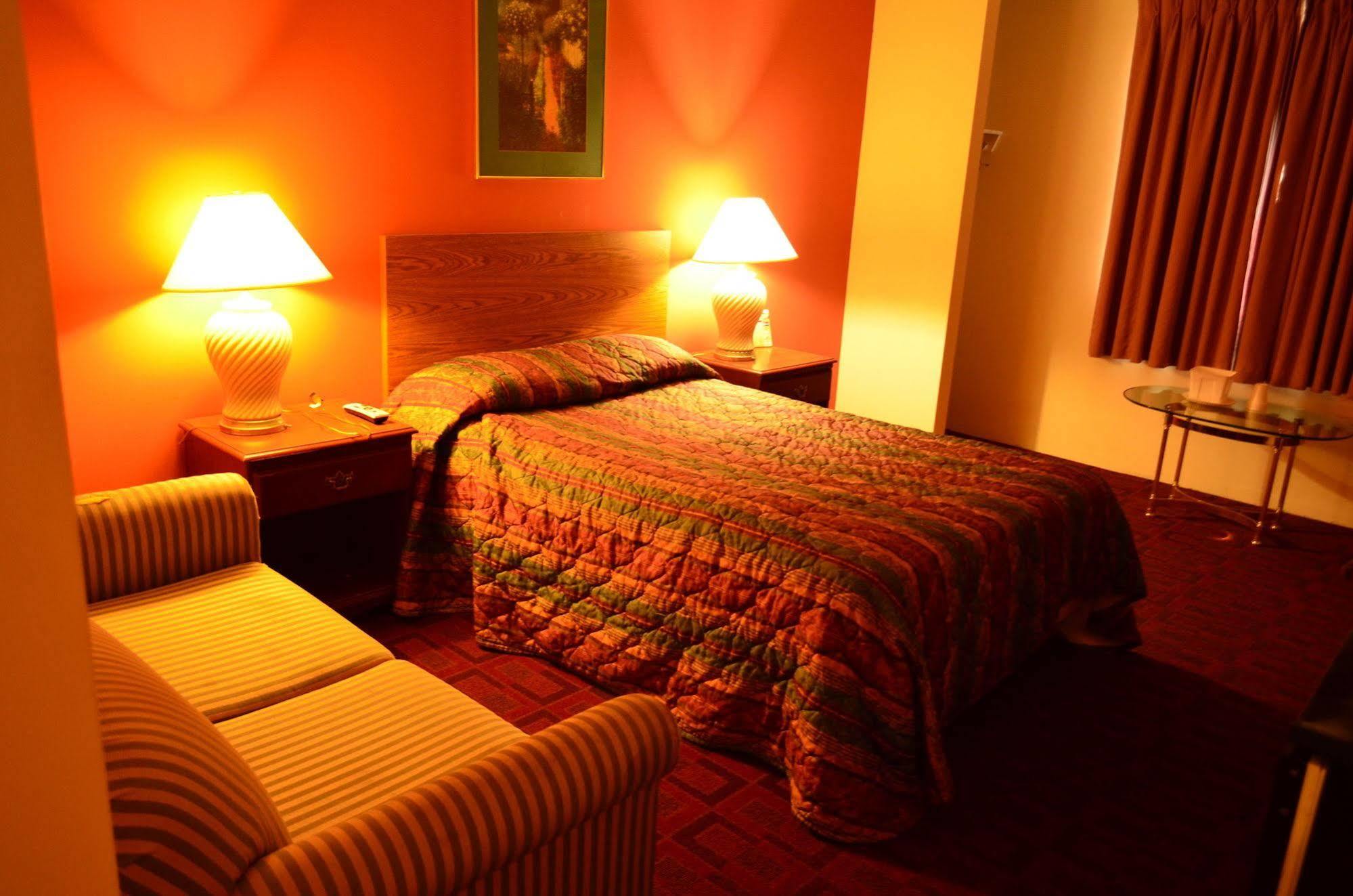 Luxury Inn & Suites Lincoln Luaran gambar